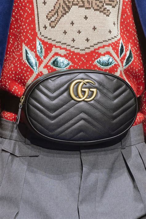 fanny packs gucci